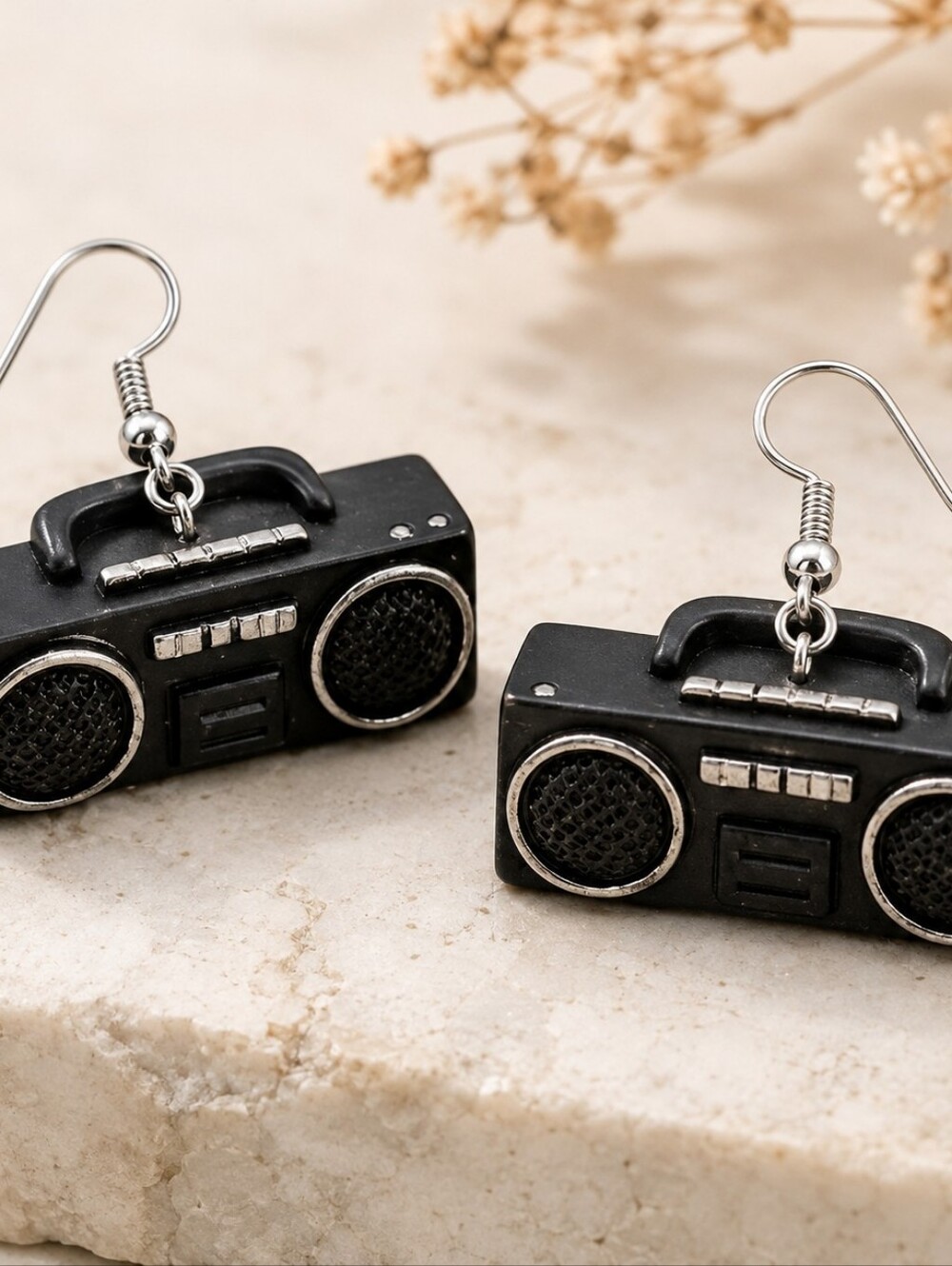 MODCLOTH VINTAGE 80S RETRO BOOM BOX EARRINGS